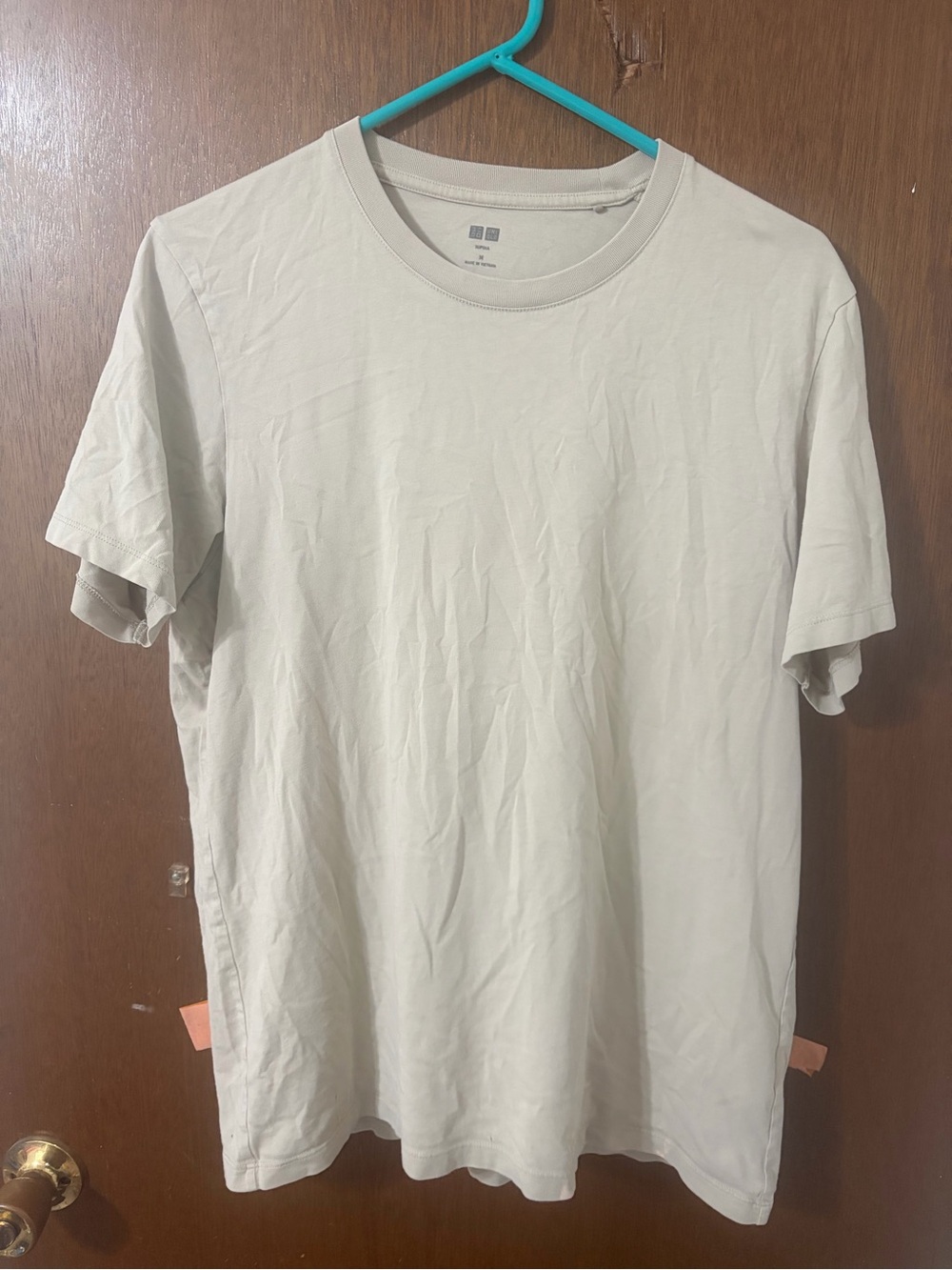 Uniqlo Men's Crew Neck T-Shirt - Light Cream